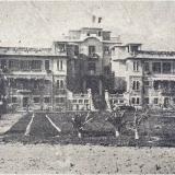 history_starling-farm_kampot-pepper_bokor-hill-station-casino-1930s